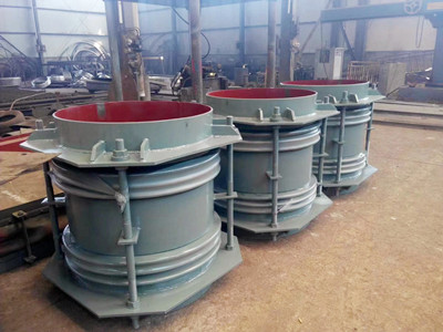 大拉桿橫向波紋管補(bǔ)償器